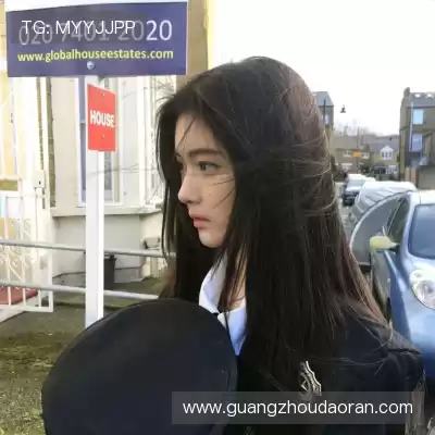 龙含雅